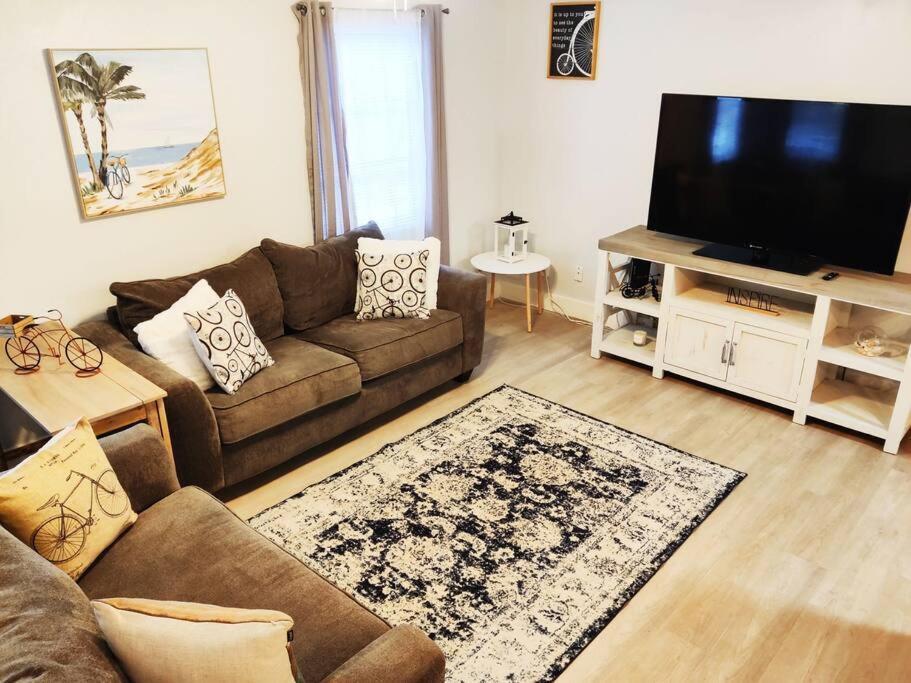 Venice Beach Within 5 Min Drive, Near The Tennis Courts And Park, Sleeps 5 Нокомис Экстерьер фото